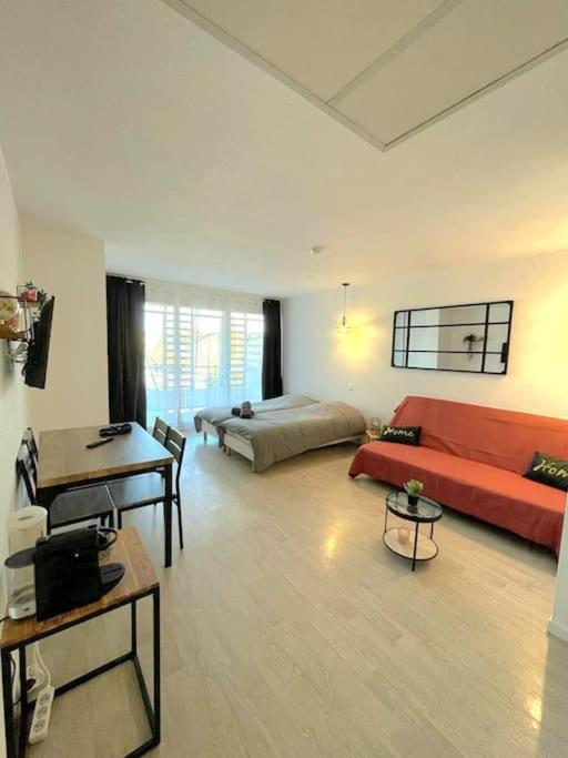 & Balcon - Clim - Gare Appartement *